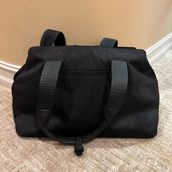 Lululemon Go Getter Bag *Heat 26L 
Gym Laptop Work Travel Duffle - Picture 2 of 8